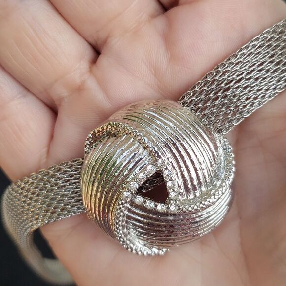 Beautiful Silverplated Knot Necklace with Rhinestone Accents - Picture 2 of 7